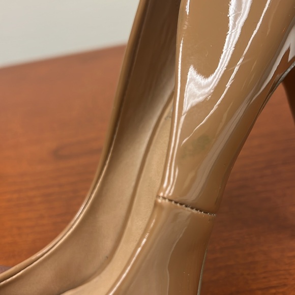 Steve Madden Camel Luiza Camel Patent Heels Size 8 - Picture 3 of 6